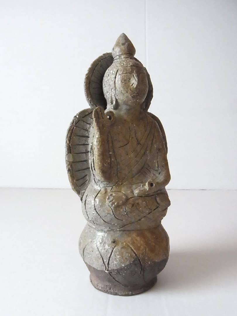 小嶋亜創『灰釉陶仏（中）』初期伊万里 李朝 古唐津 黒高麗 オンギ くらわんか