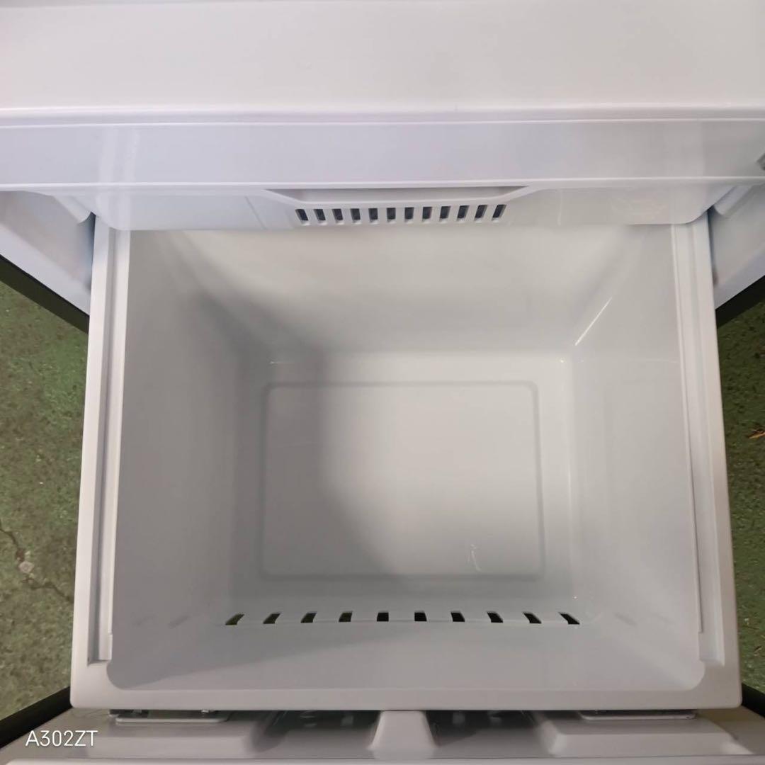 419 冷蔵庫　200L弱　ガラスパネル　右開き　極美品　小型　一人暮らし