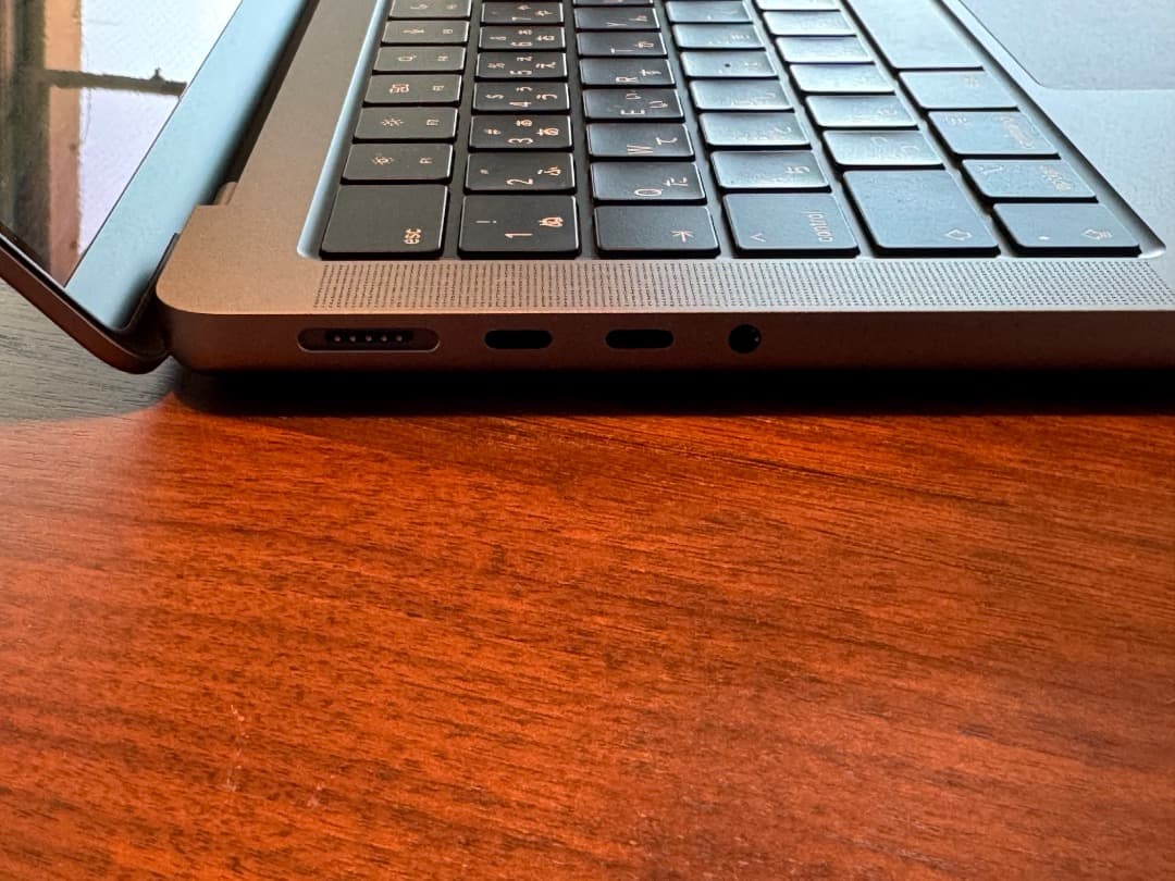 MacBook Pro M2Pro 14インチ 16GB/512GB 美品