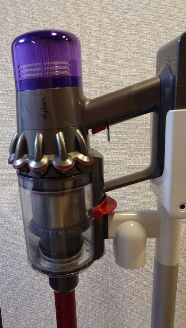 Dyson V11 Fluffy SV14 コードレスクリーナー 本体