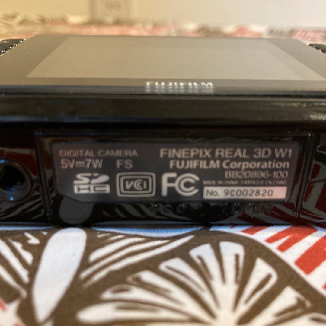 【美動作品！】FUJIFILM 3D W1！c25020