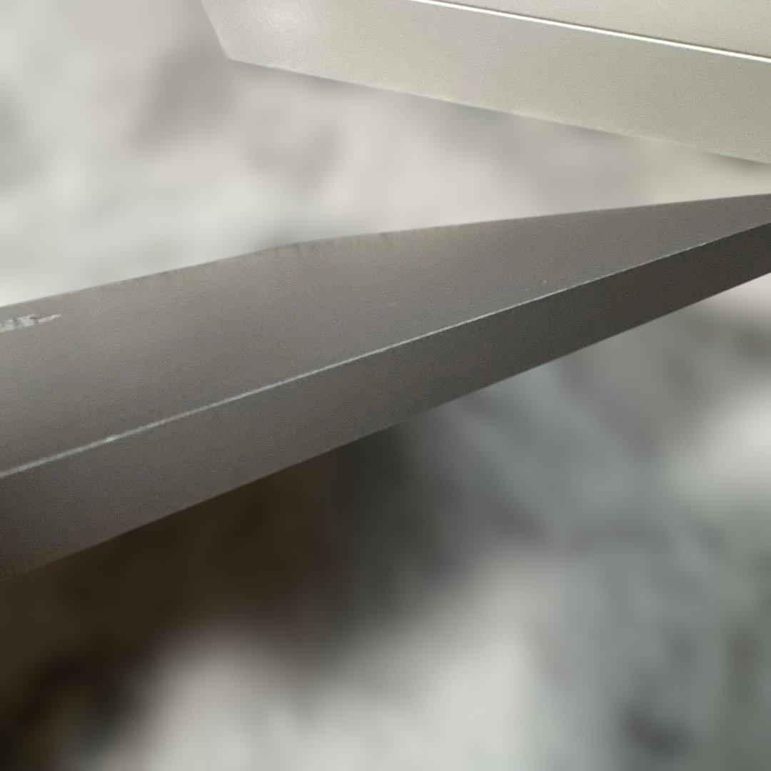 Apple MacBook Air 13インチ・Intel Core i5