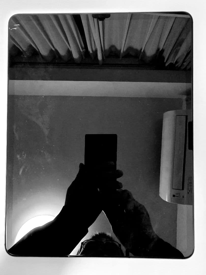 iPad Air M2 13インチ SIMフリ－