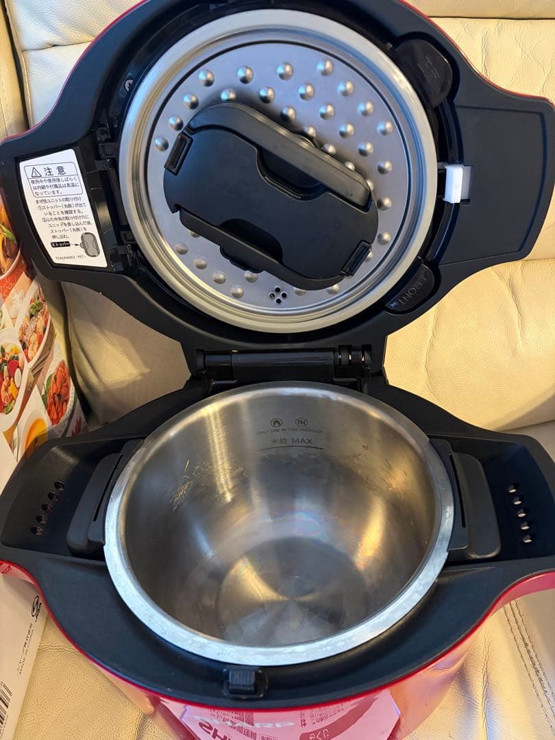 シャープ ホットクック KN-HW16D-R 水なし自動調理鍋 圧力鍋 レッド