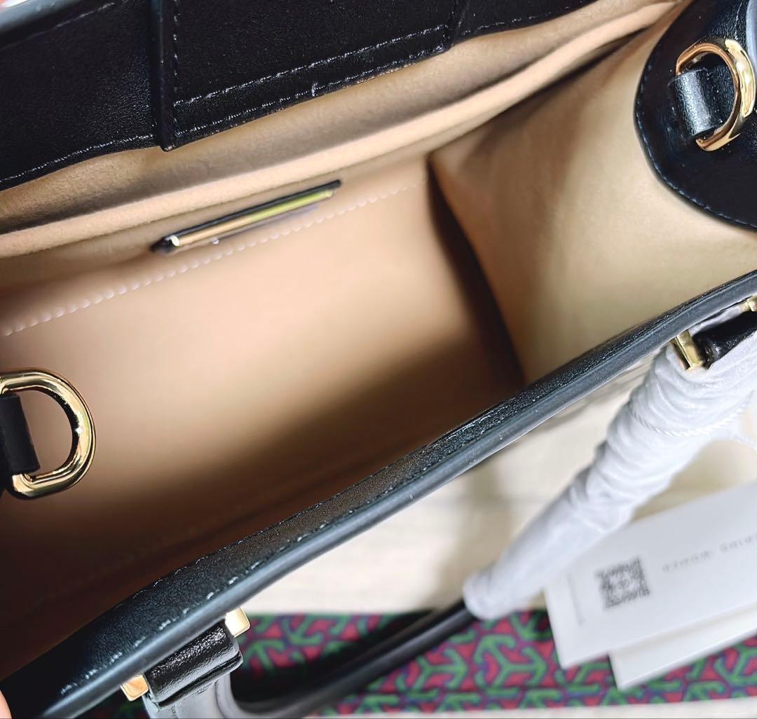 【新作入荷✨️】トリーバーチ Tモノグラム トップハンドル エンボストート