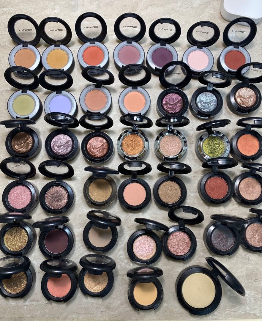 最終値下げ！MAC パウダーアイシャドウ セット　まとめ売り！全40色