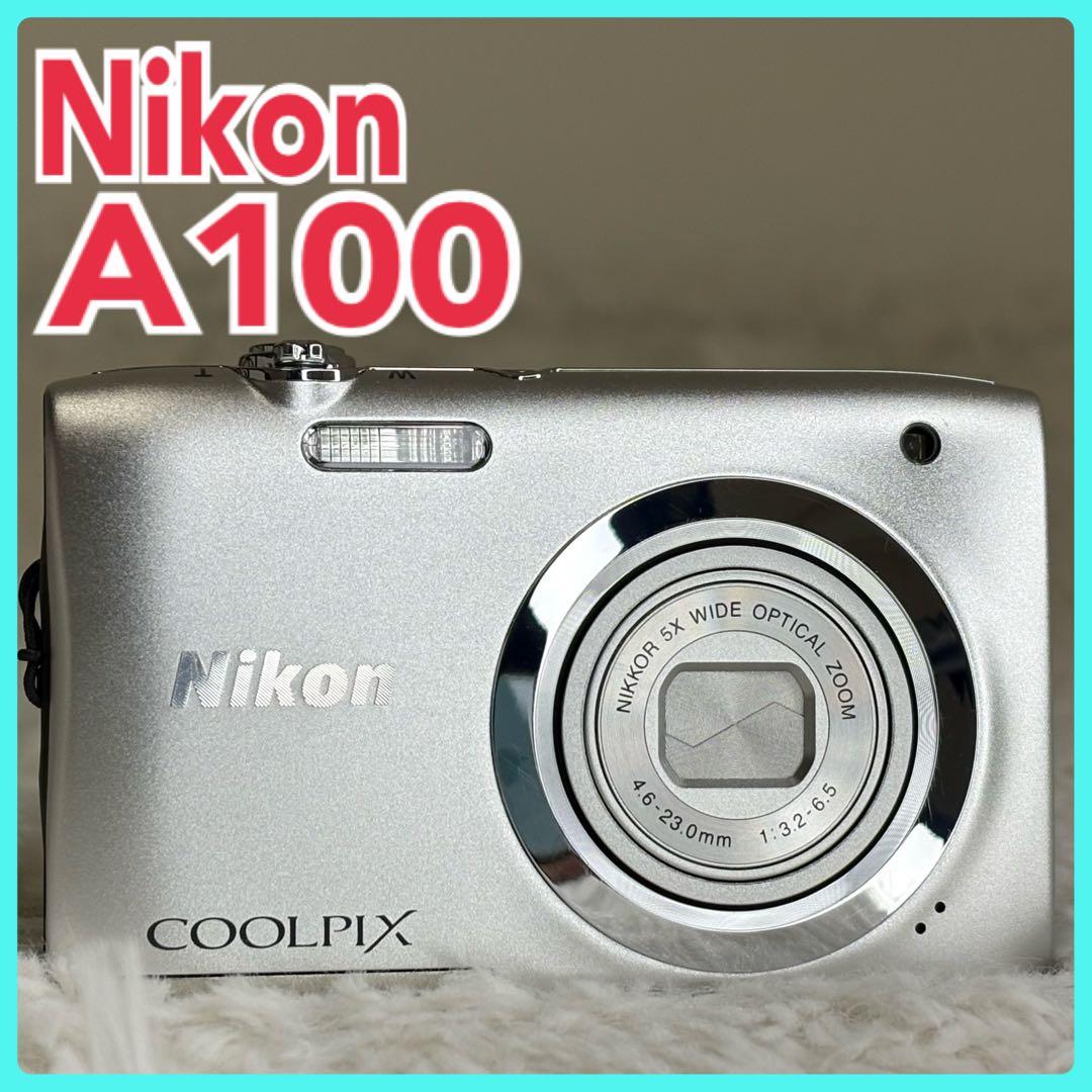 美品　Nikon カメラ　COOLPIX A100 充電器　シルバー　コンデジ