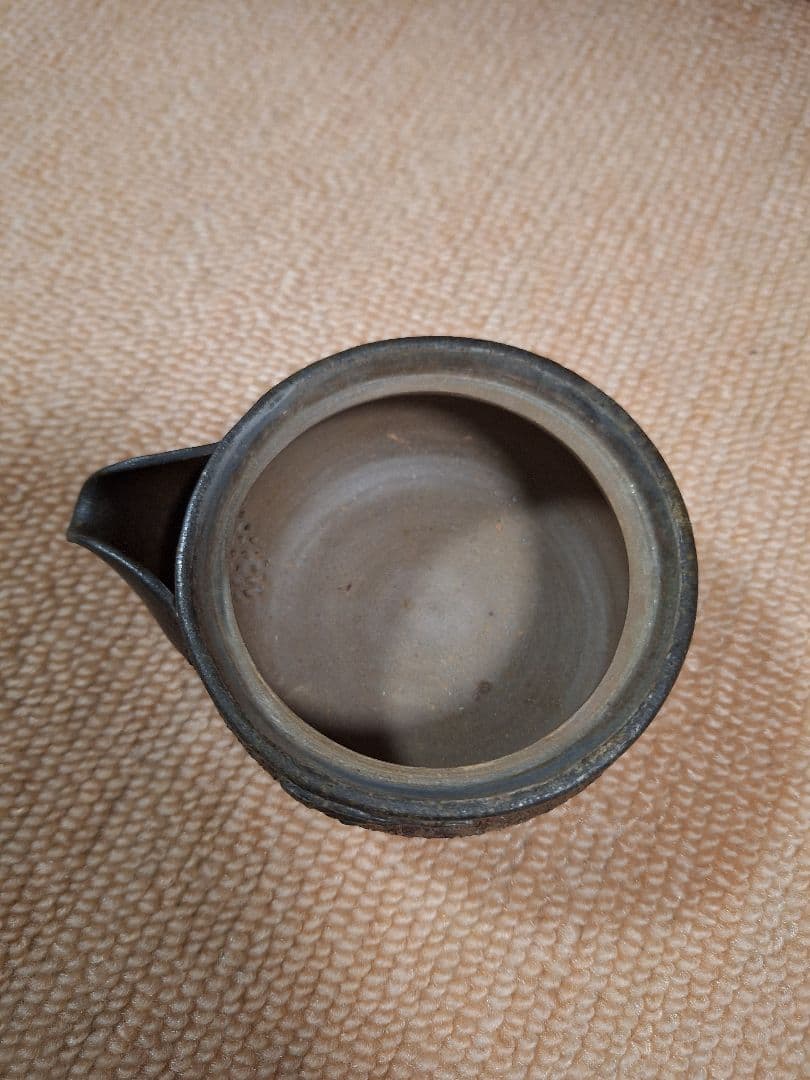 備前焼、宝瓶、摘み伊勢海老