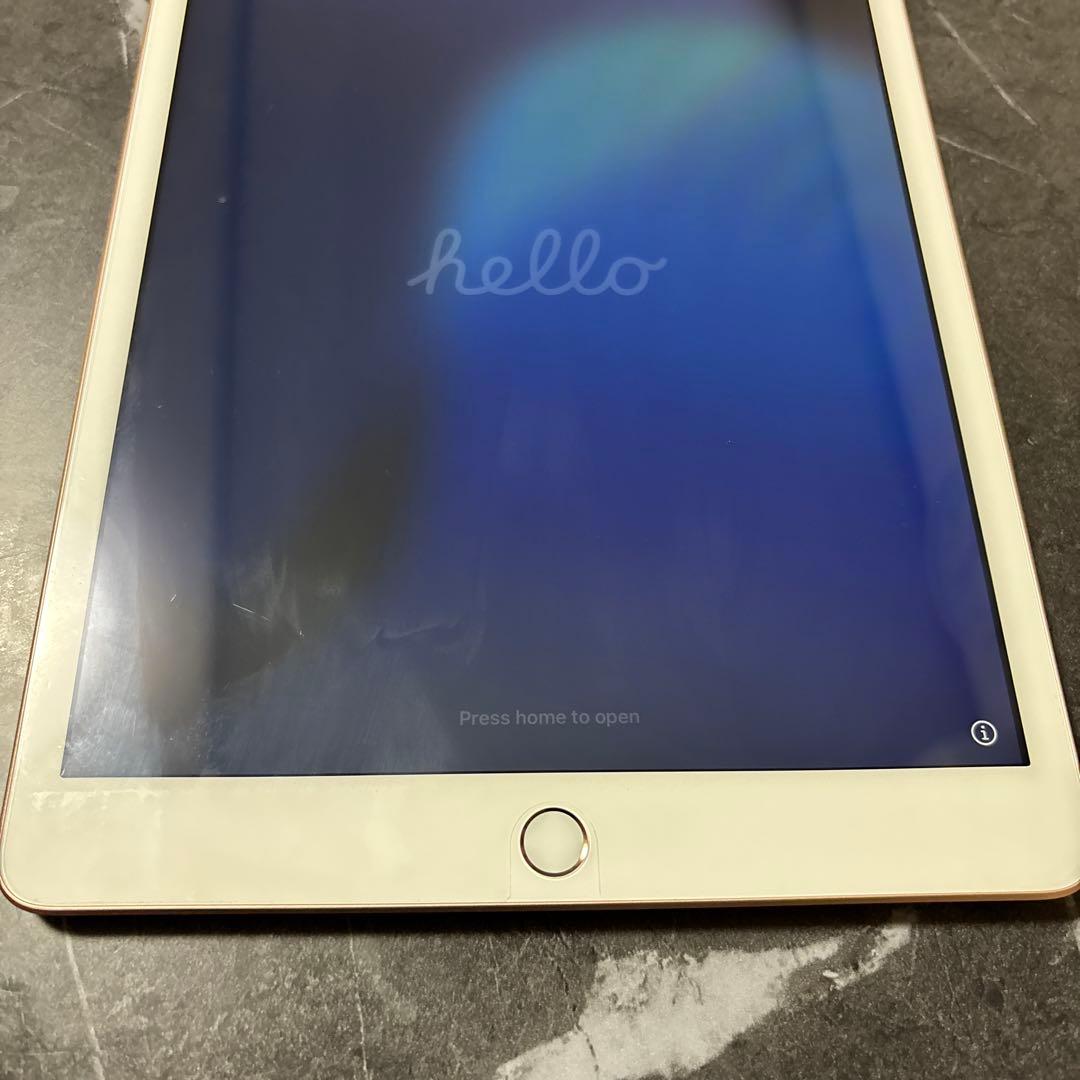 iPad 第8世代Wi-Fiモデル（A2270）　128GB ゴールド
