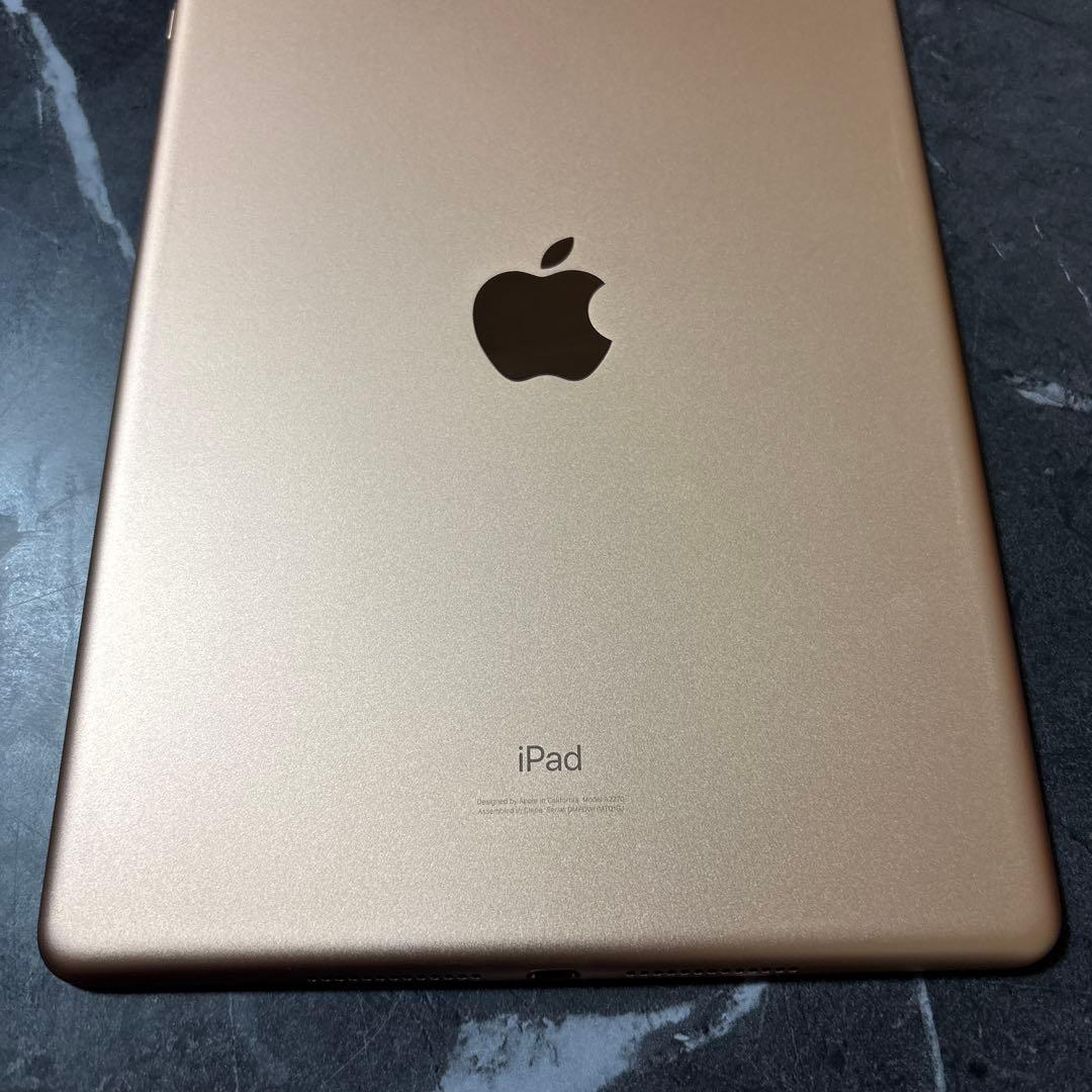 iPad 第8世代Wi-Fiモデル（A2270）　128GB ゴールド