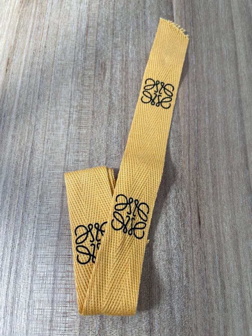 ✨極美品✨LOEWE アナグラムブローチ シルバー 付属品・リボン付き