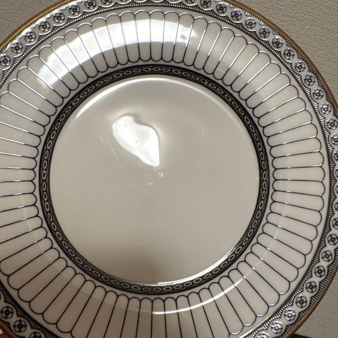 ウェッジウッド　コロネード　ブラック　デザートプレート　15.5cm