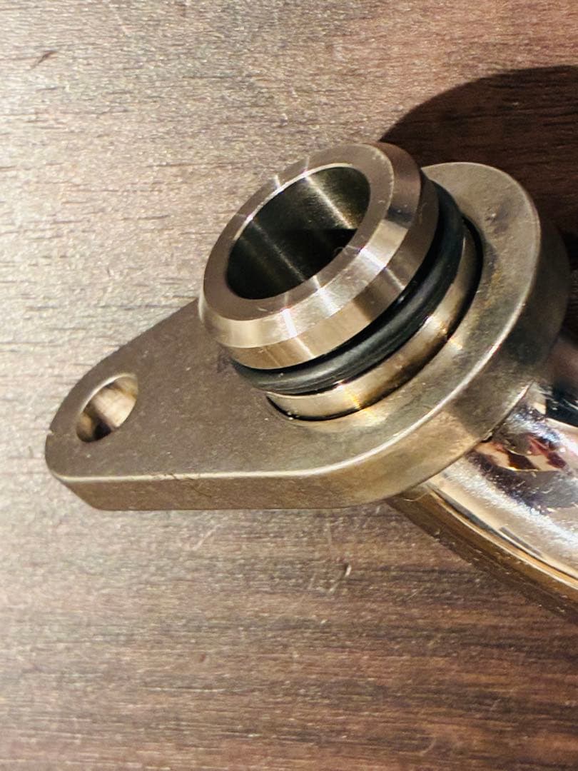 ジムニー JB23 4型-10型 ブローオフバルブFV2 取付用ステー単体中古品