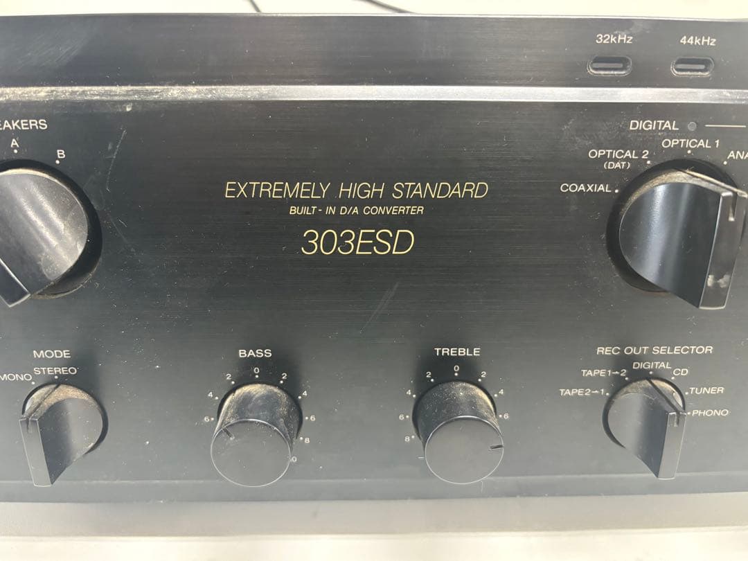 Sony 303 ESD アンプ　TA-F303ESD