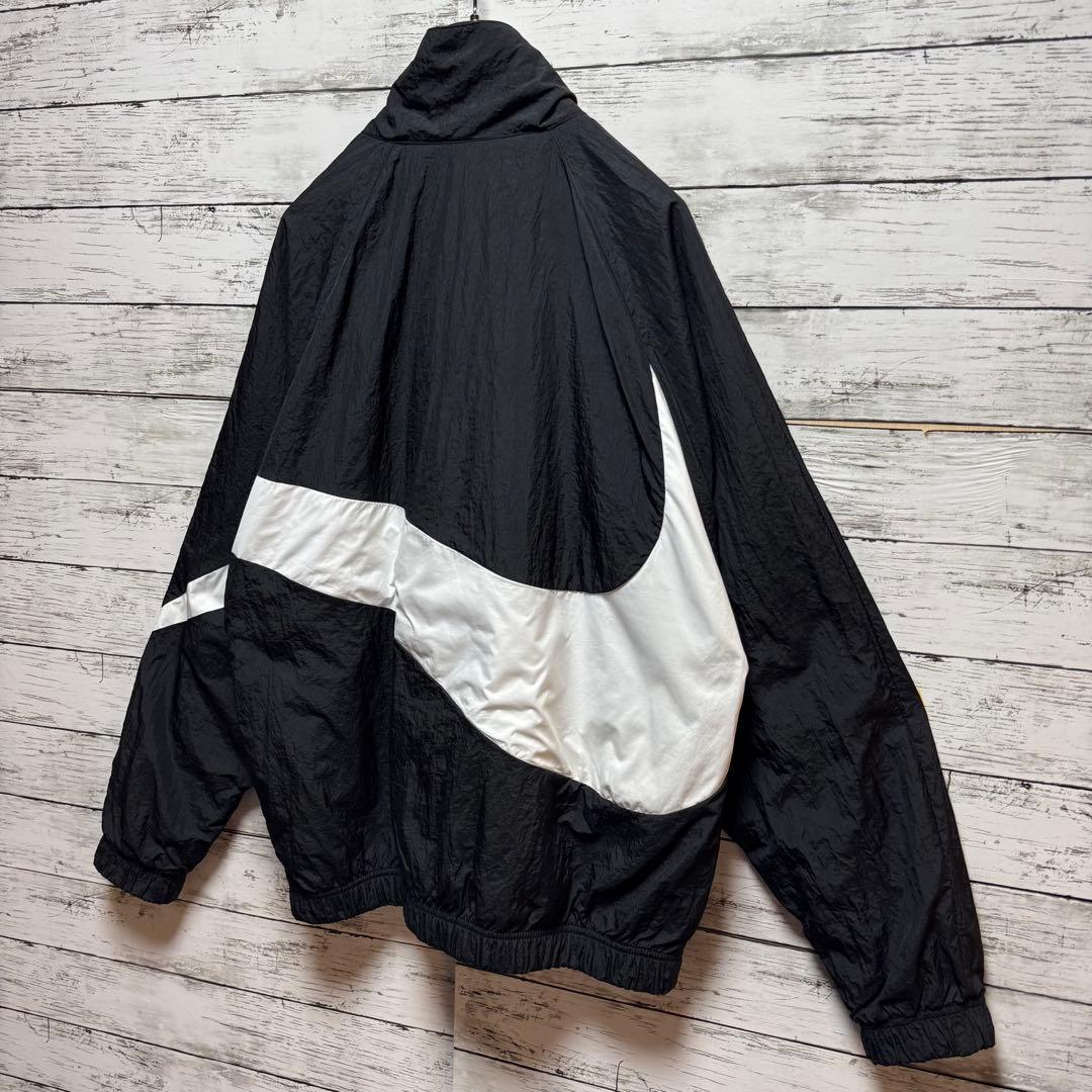 837a【即完売モデル】ナイキ　スウッシュロゴ　刺繍　ウーブンナイロンジャケット