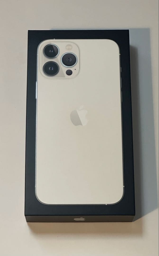 iPhone 13 Pro Max 128GB シルバー