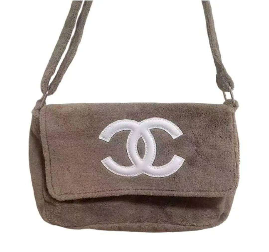 ice spice ショルダーバッグ ベージュ ノベルティ