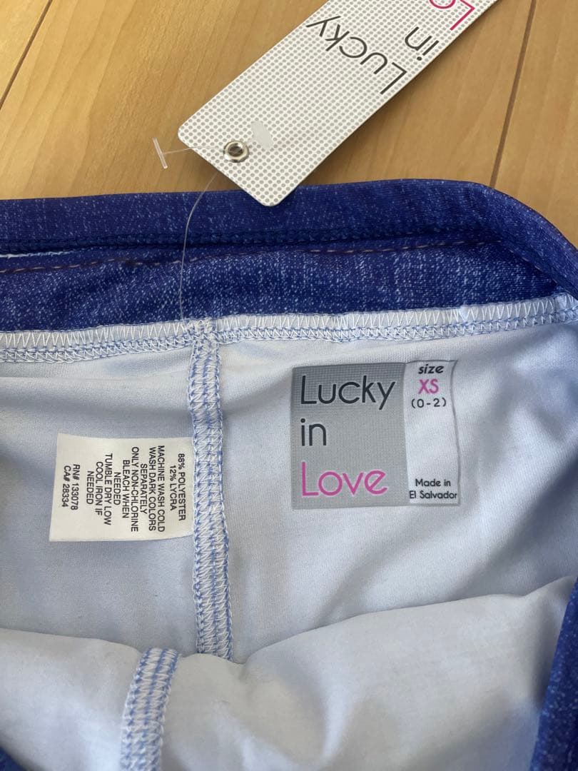 ラッキーインラブ　スコートXS