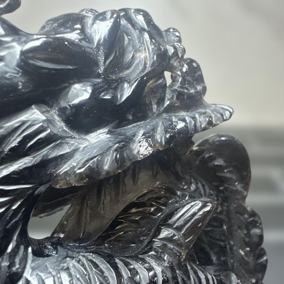 【高品質】山東省産 モリオン 龍彫刻 原石 台座付き　おまけあり