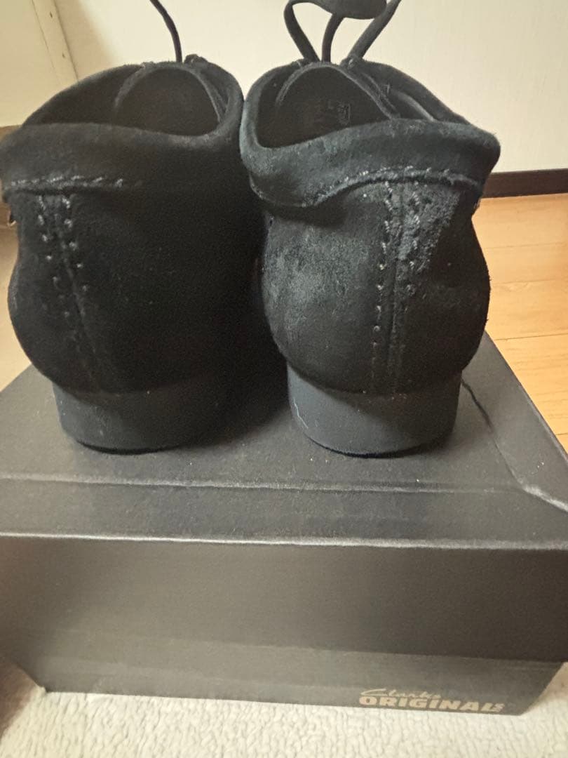 クラークスワラビーゴアテックス27.5cm