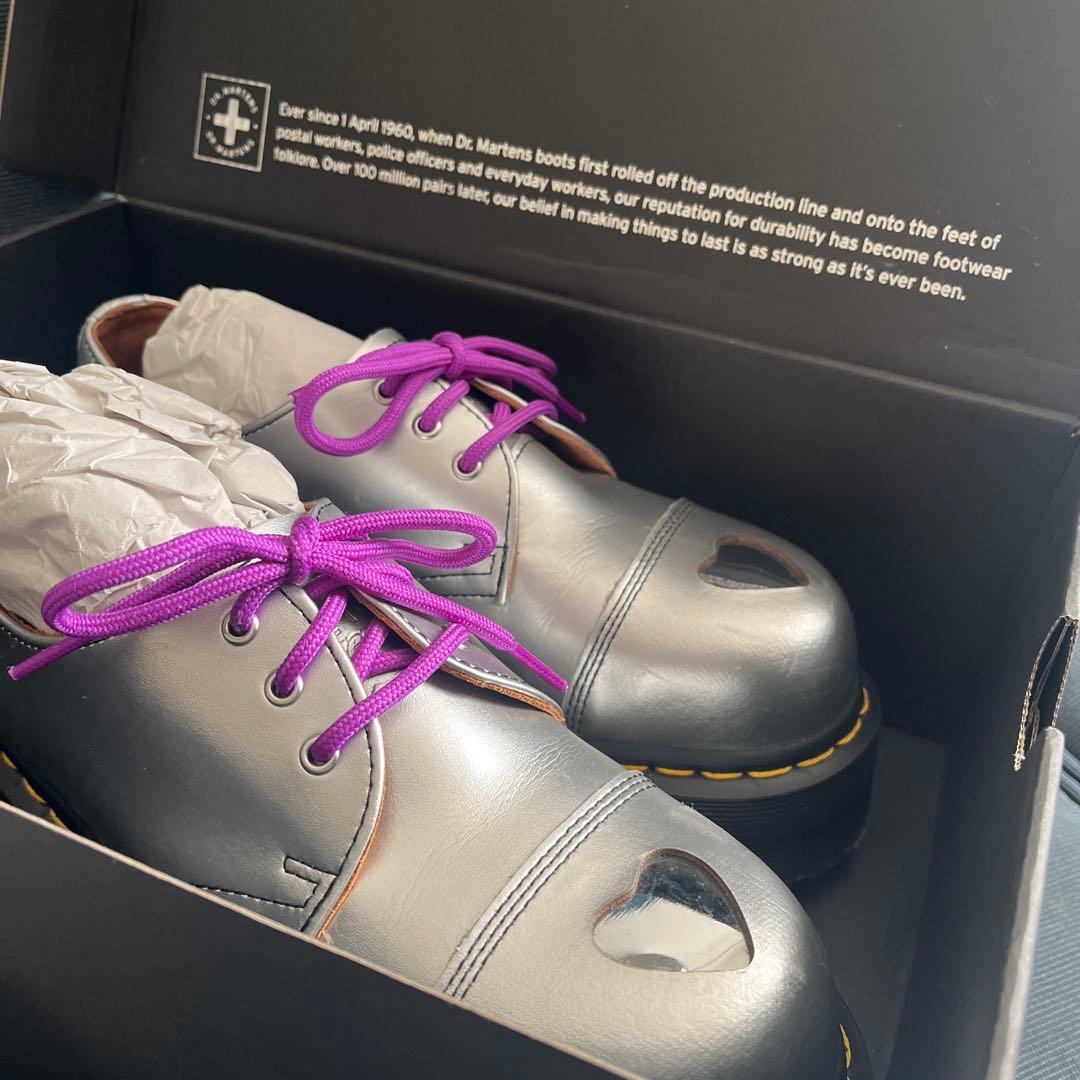 【美品】Dr. Martens Madame シルバー ローファー