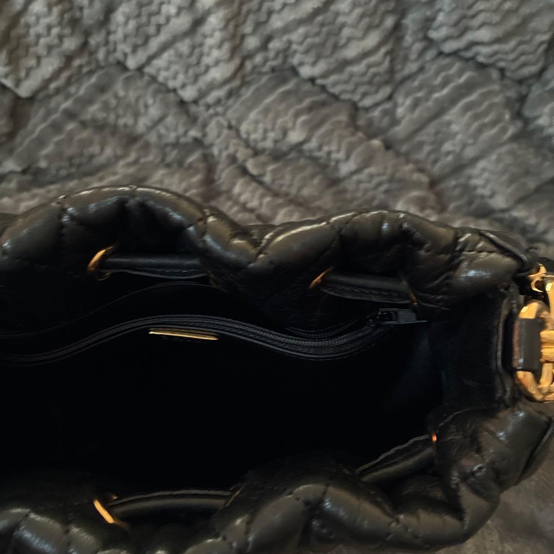 BALLYキルティングレザーショルダーバック