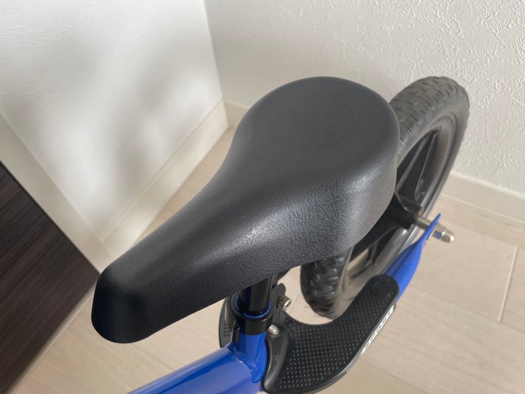 【美品】STRIDER ストライダー スポーツモデル　ブルー 12インチ