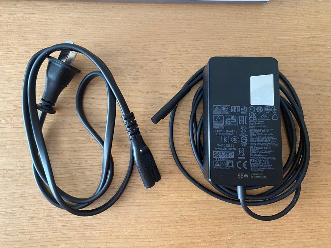 Microsoft Surface Laptop4 13.5インチ 箱付き