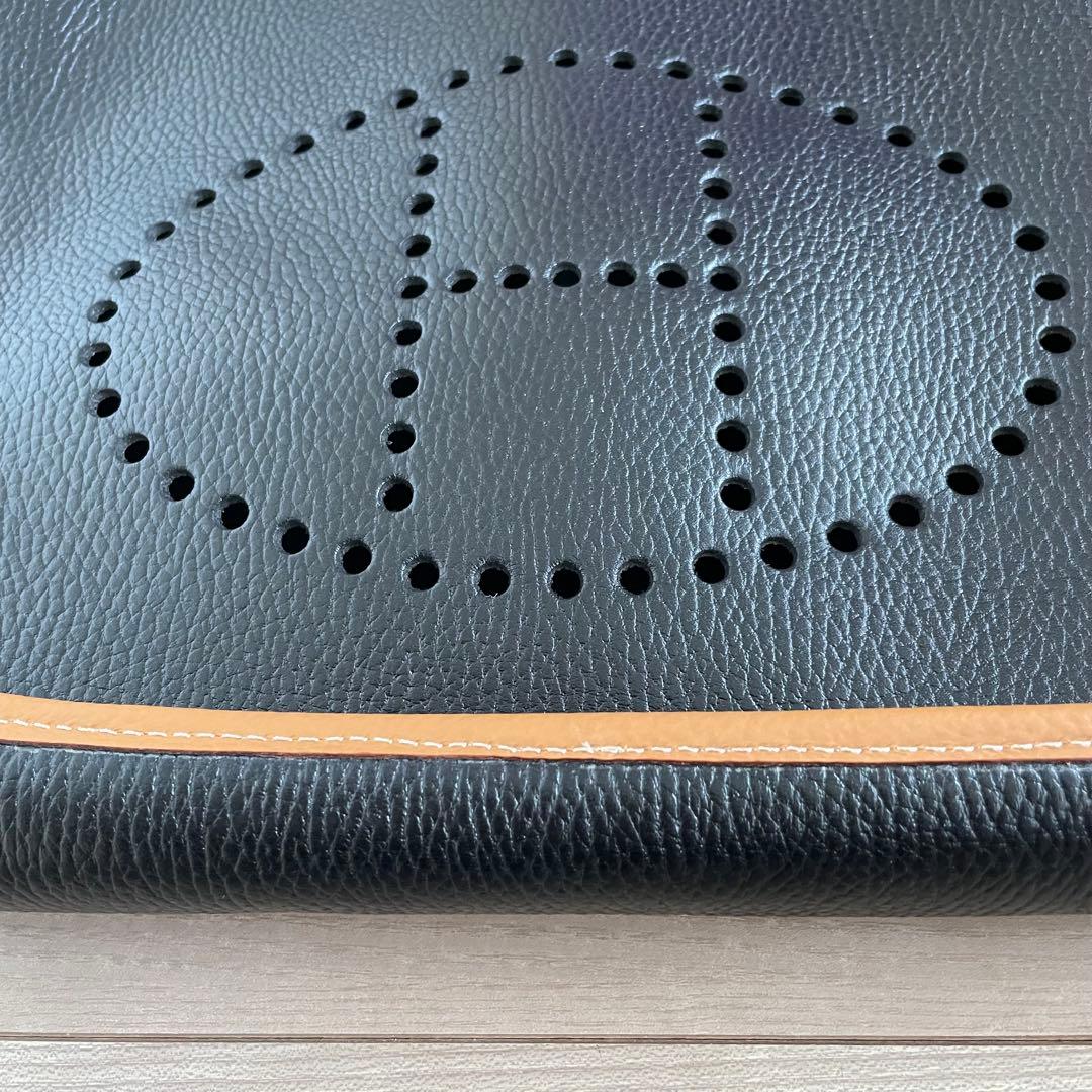 エルメス エヴリンGM 刻印あり 黒×ナチュラル バイカラー ゴールド金具