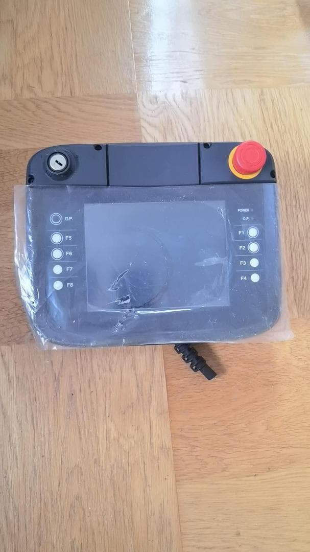 MRS-Kyenc01 KEYENCE製タッチパネル VT3-V6H