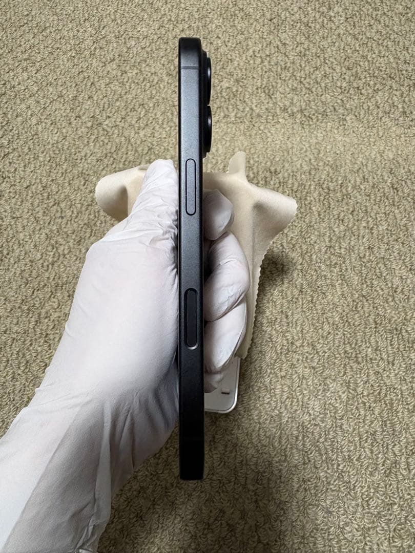 【美品】iPhone16 256GB ブラック【即発送】【箱有り】