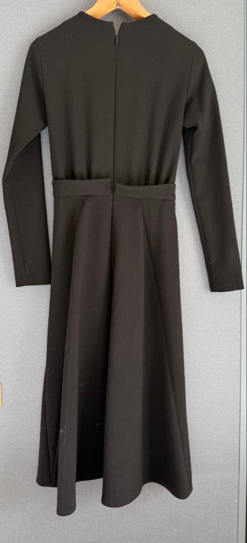 ヨーコチャン　ミドルレングス　レイヤード　ワンピース