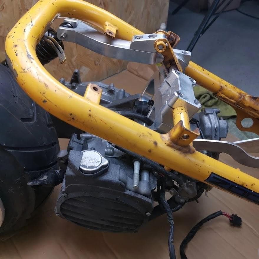 【在庫1点】ホンダ　ズーマー　AF58　太足用吊り下げ　ロンホイキット 直吊り