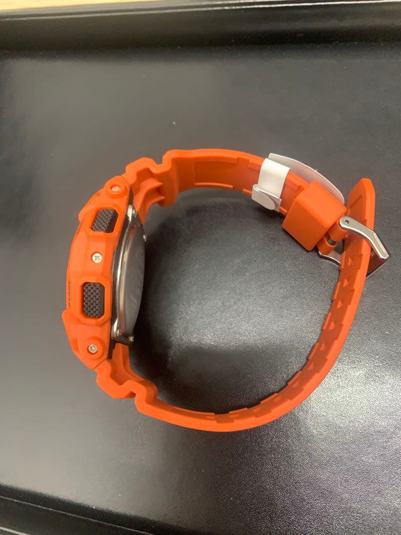 CASIO G-SHOCK オレンジ腕時計