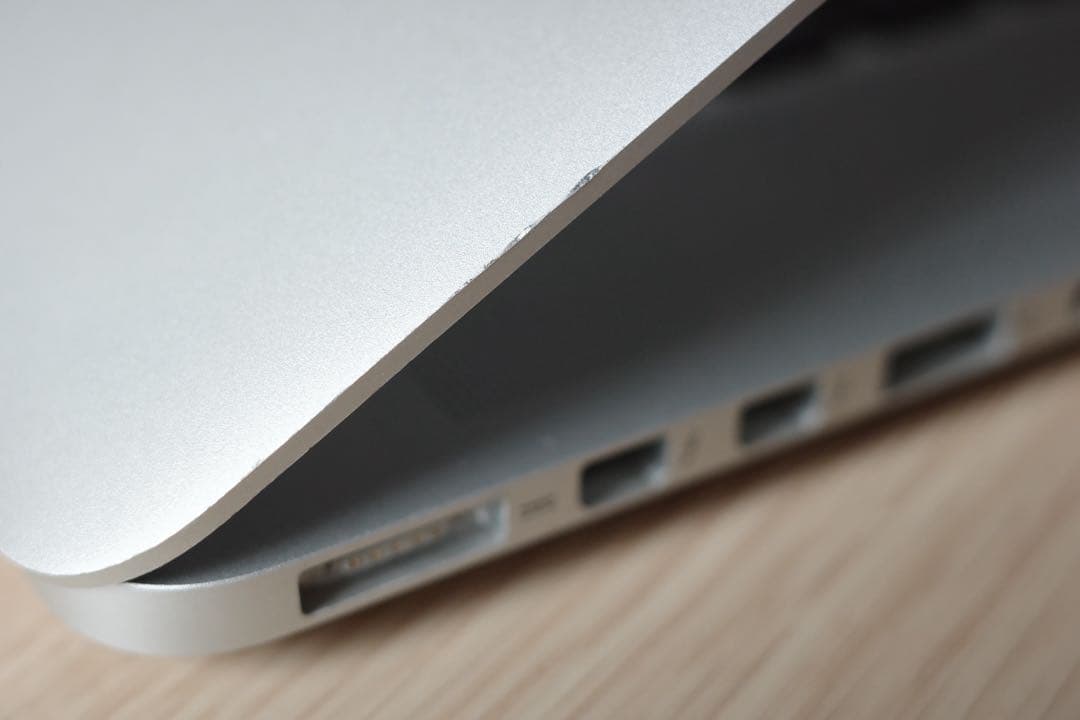 【Apple】MacBookPro 15インチ【動作確認済・箱付】