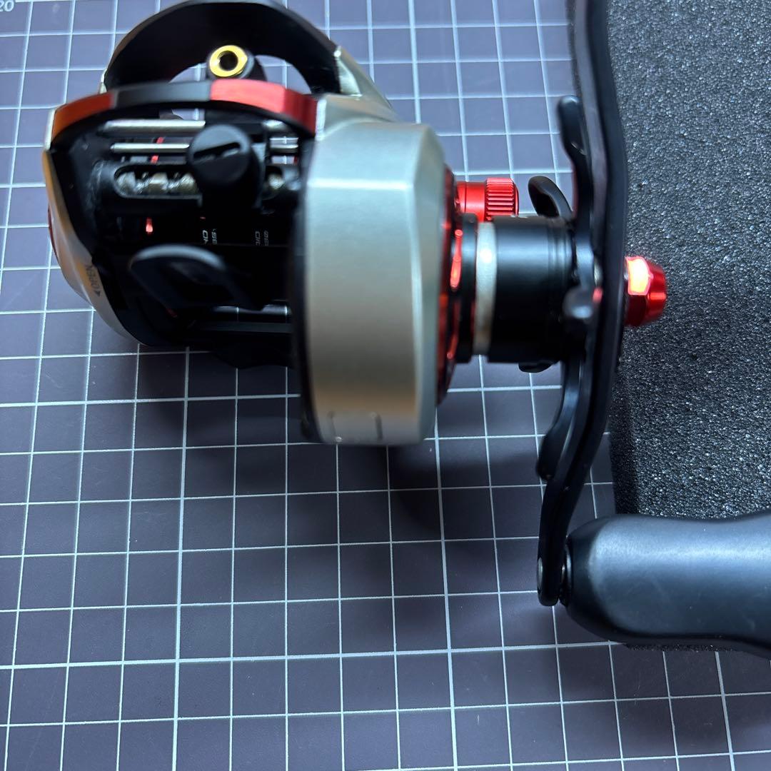 アブ　Abu レボ5 STX LP-L REVO5替えスプール2個付き