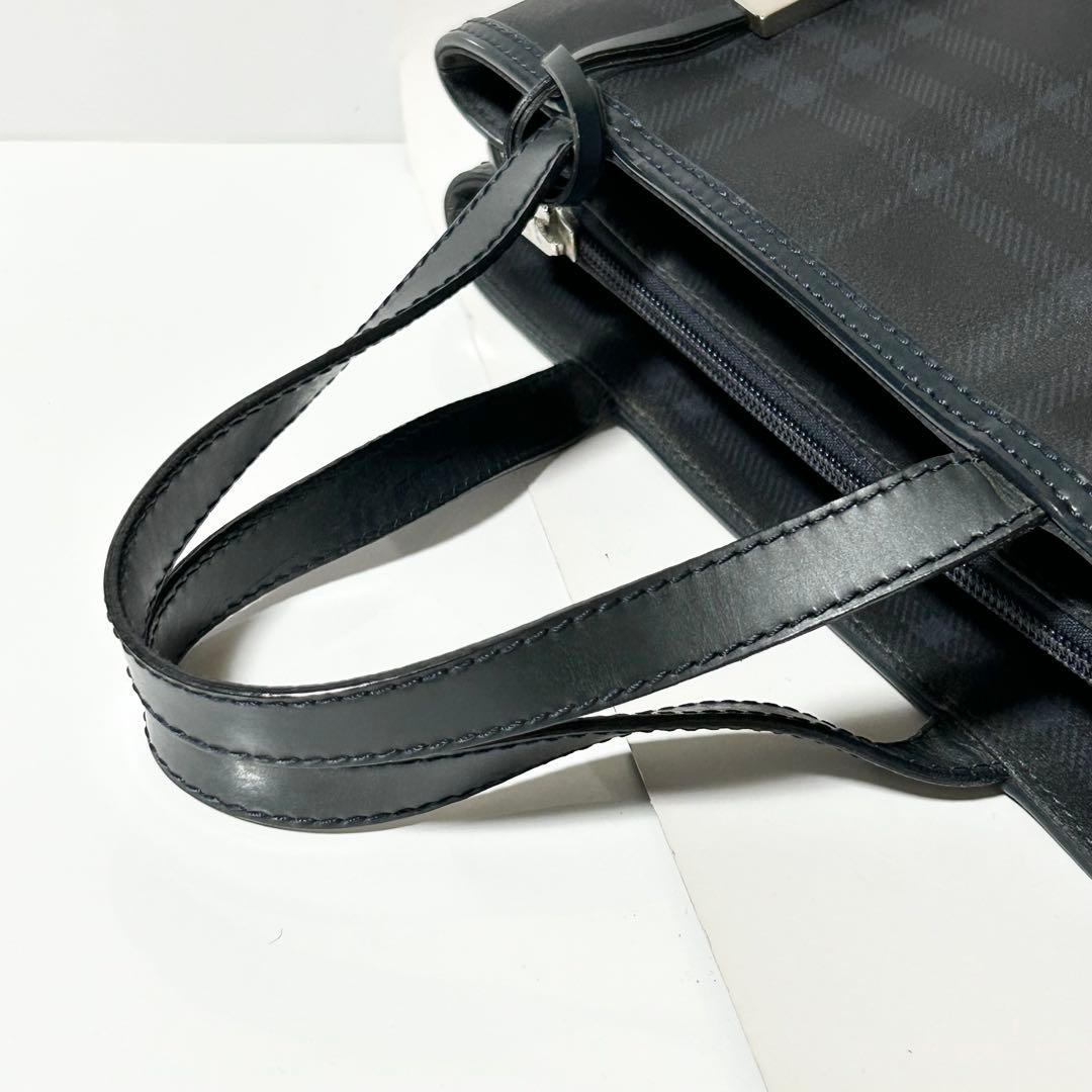 バーバリー ノバチェック PVC レザー ハンドバッグ トートバッグ ネイビー