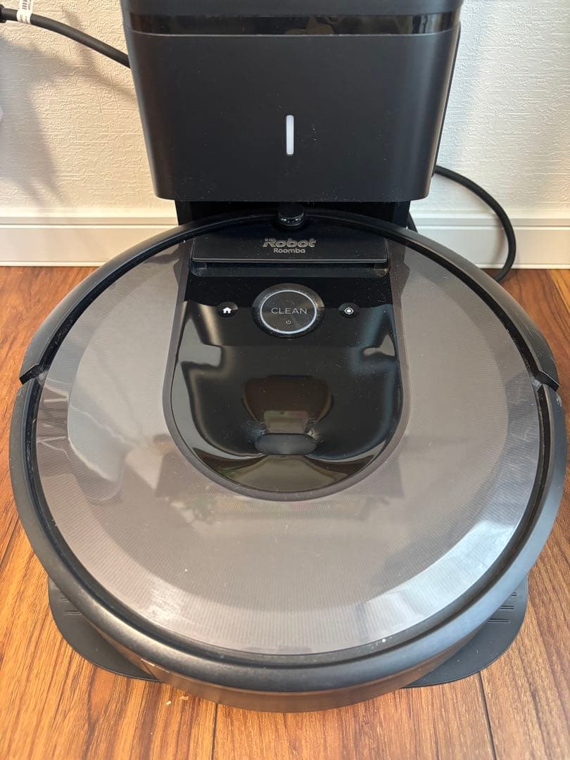 【最終値下げ】iRobot Roomba i7+ 自動ゴミ収集機能付き‼️