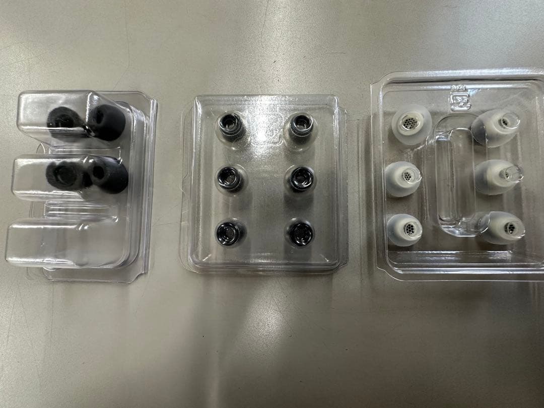 AirPods Pro 第2世代 Lightning（箱・付属品あり）