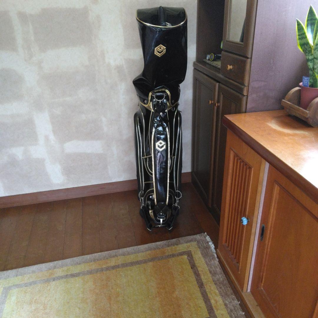 EPON　エナメル　三点式 キャディバッグ　 ブラック×ゴールド　 遠藤製作所