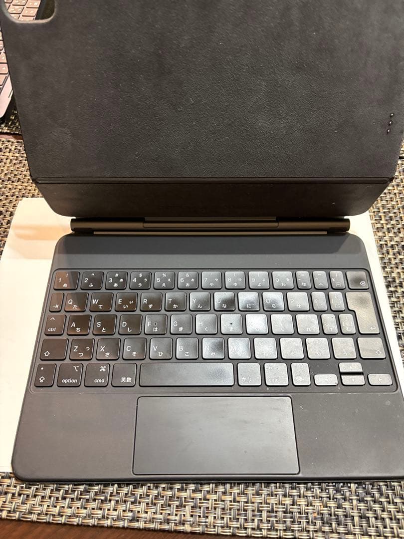 キーボード iPad magic keyboard