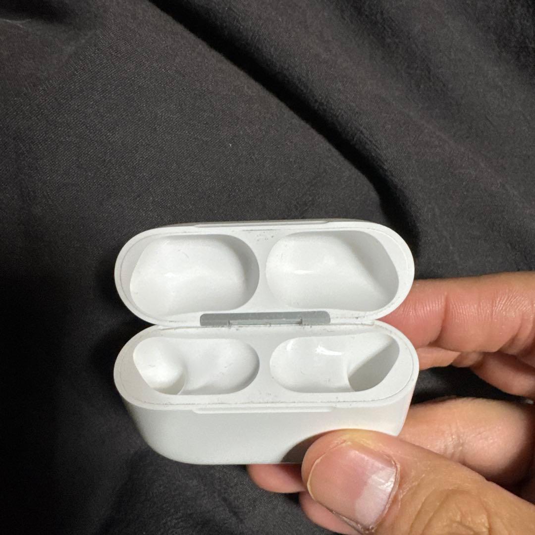 【美品】AirPods Pro 3 本体 MFHP4J/A 付属品完備