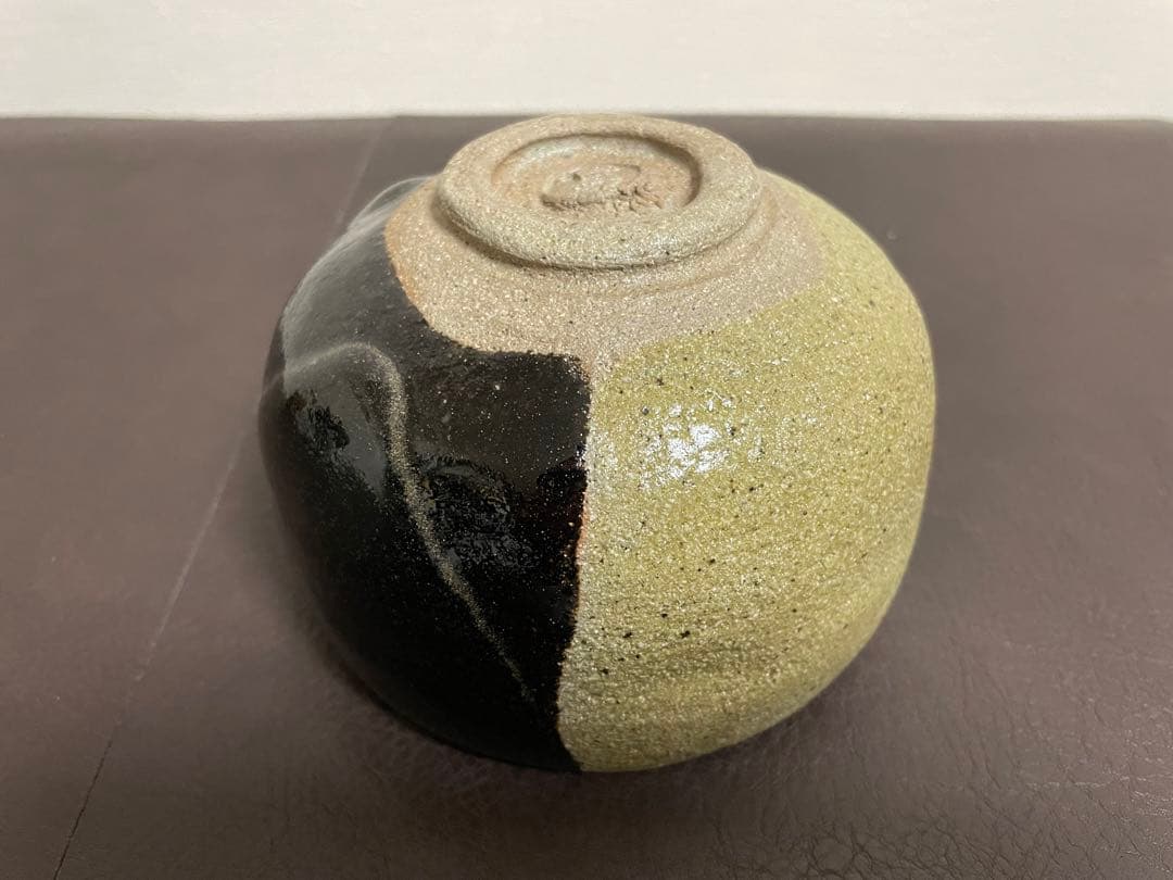 大樋年朗　掛分　黒茶盌　　共箱　共布　栞　大樋長左衛門　楽焼　黒楽　茶碗　茶道具