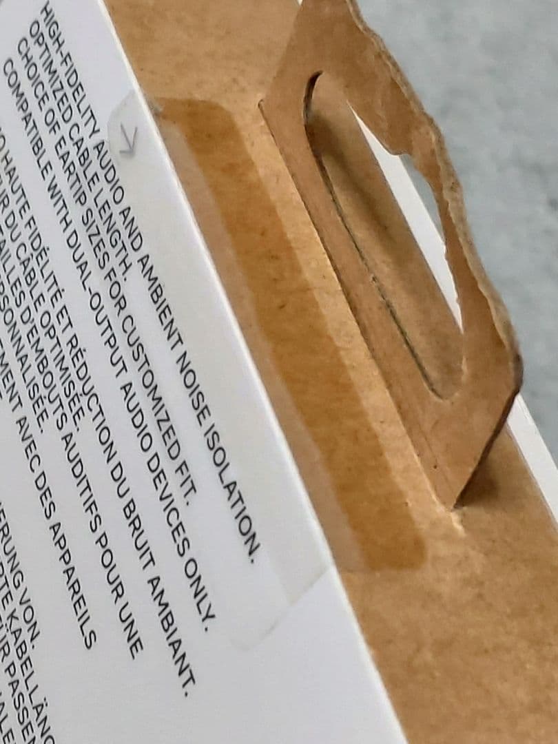 つ*お様  Quest Pro イヤホン 新品未開封