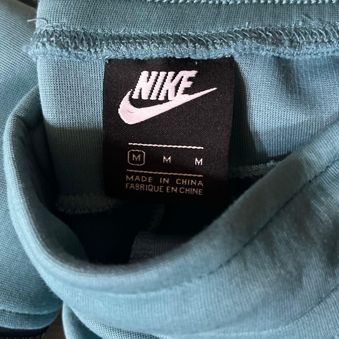 nike テックフリース　上下セット