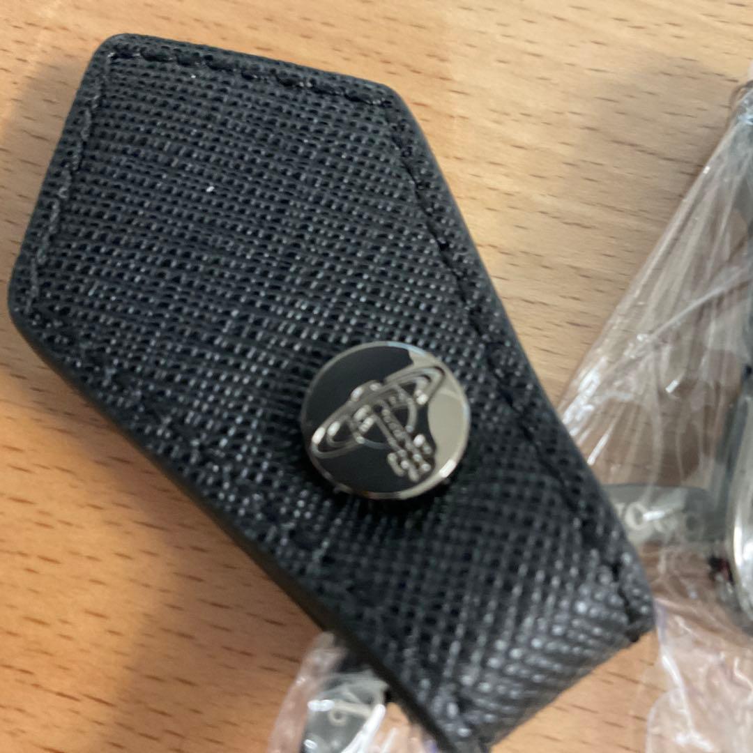 【新品】VIVIENNE WESTWOOD キーホルダー ブラック 入手困難