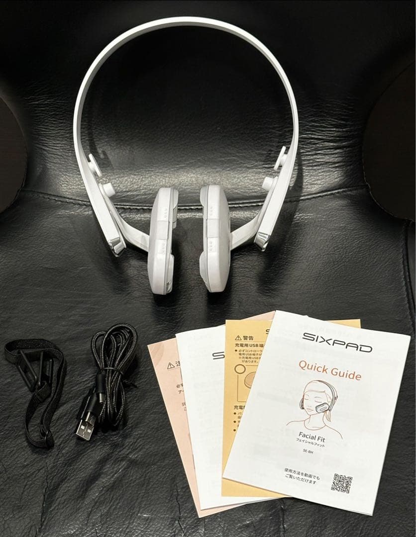 【SIXPADシックスパッド】Facial Fitフェイシャルフィット(中古品)