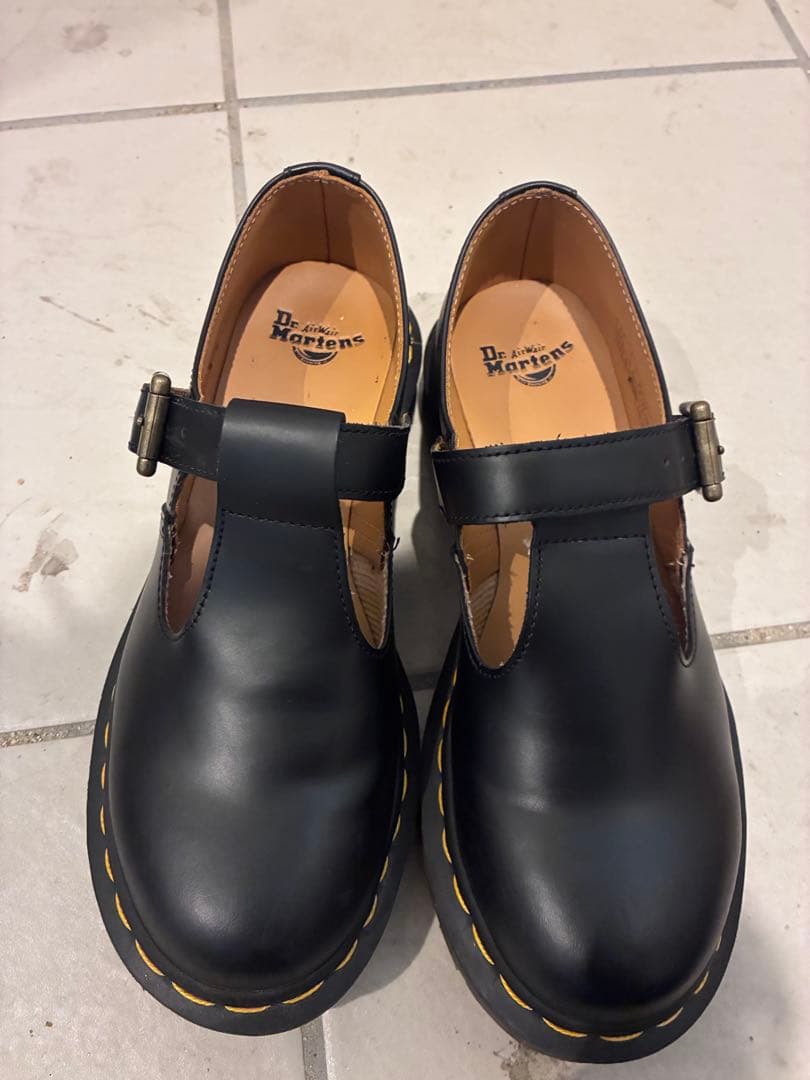Dr. Martens ブラック メリージェーン シューズ　Tバー