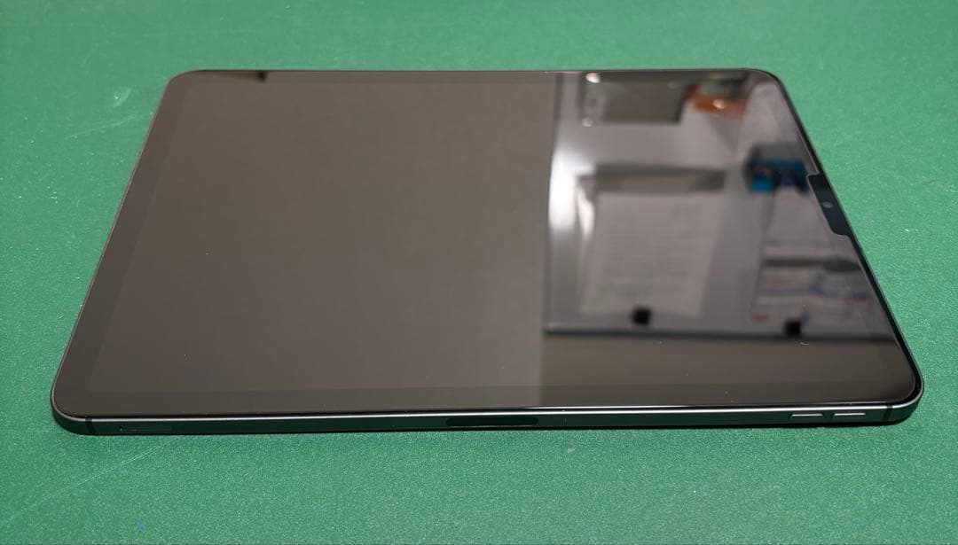 タ*シ様 Apple iPad Air シルバー