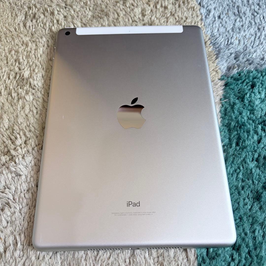 ＊＊週末お値下げ＊＊ iPad 32GB シルバー　第5世代